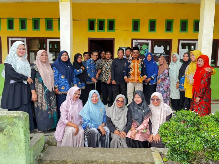 Kasi Pemad Lakukan Pembinaan ASN di MIN 4 Bungo