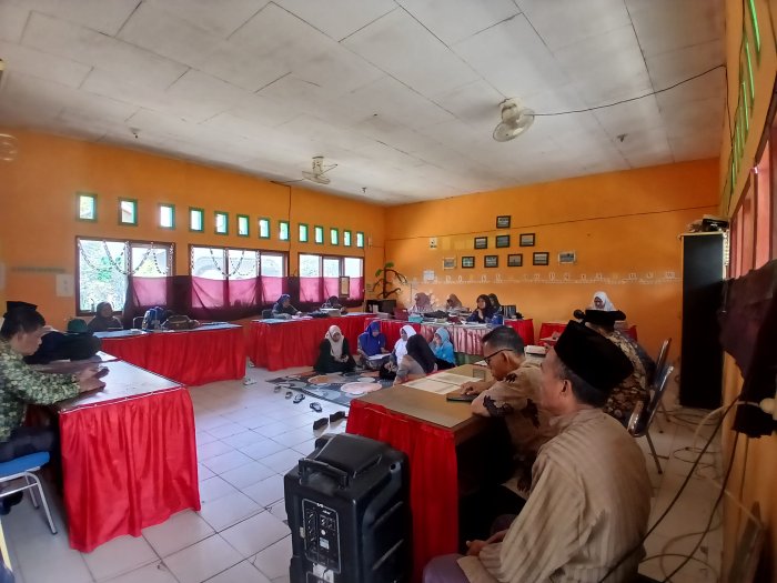 MIN 4 Bungo Gelar Rapat Persiapan Ujian Madrasah
